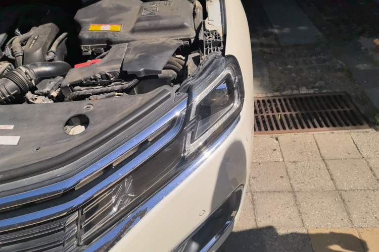 Used Citroen C6 2017 380THP Prestige Model Engine Bay Left