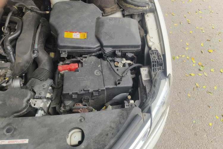 Used Citroen C6 2017 350THP Luxury Model Engine Bay Left