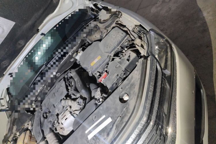 Used Citroen C6 2017 350THP Luxury Model Engine Bay Left