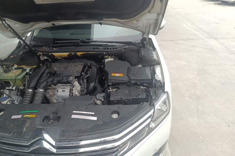 Used Citroen C6 2017 350THP Luxury Model Engine Bay Left