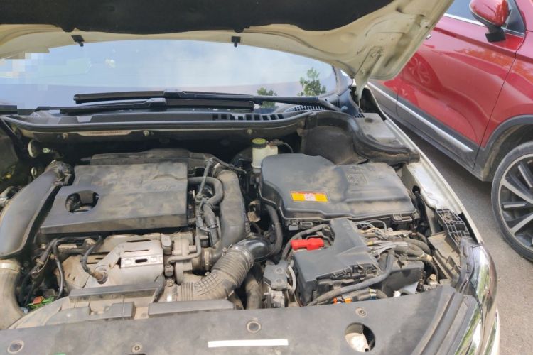 Used Citroen C6 2017 380THP Prestige Model Engine Bay Left