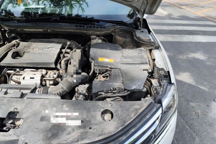 Used Citroen C6 2017 Revised Version 380THP Luxury Edition Engine Bay Left