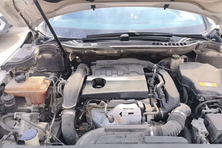 Used Citroen C6 2017 380THP Prestige Model Engine Bay