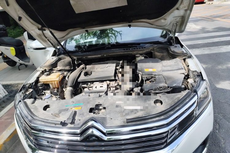 Used Citroen C6 2017 Revised Version 380THP Luxury Edition Engine Bay