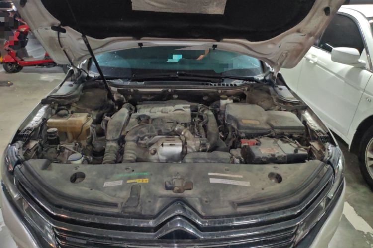 Used Citroen C6 2017 350THP Luxury Model Engine Bay