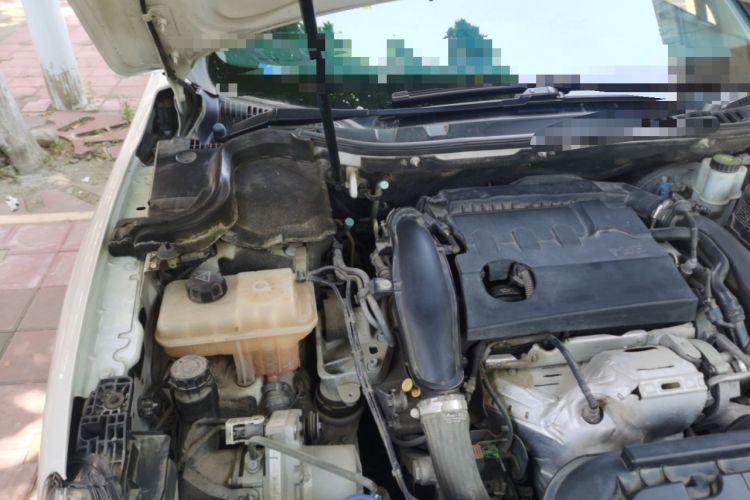 Used Citroen C6 2017 Revised Version 380THP Luxury Edition Engine Bay Right