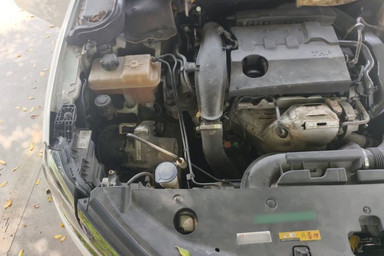Used Citroen C6 2017 380THP Luxury Version Engine Bay Right