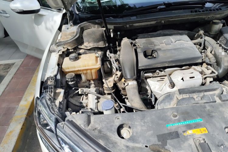 Used Citroen C6 2017 Revised Version 380THP Luxury Edition Engine Bay Right