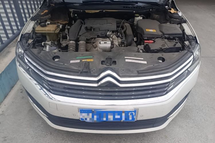 Used Citroen C6 2017 350THP Luxury Model Engine Bay