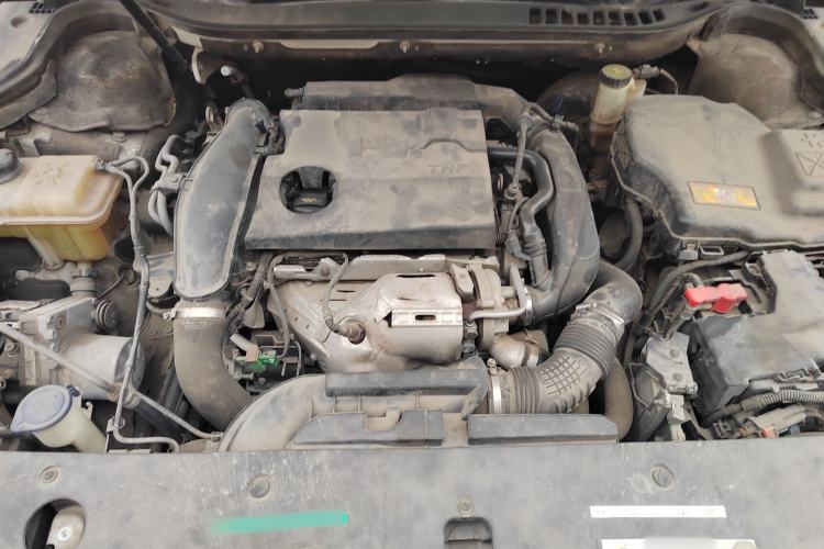 Used Citroen C6 2017 380THP Prestige Model Engine Bay