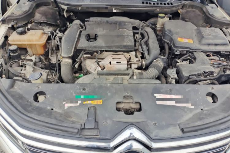 Used Citroen C6 2017 380THP Prestige Model Engine Bay