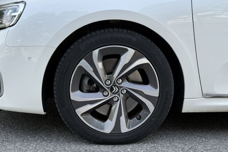 Used Citroen C6 2017 380THP Prestige Model Exterior 1