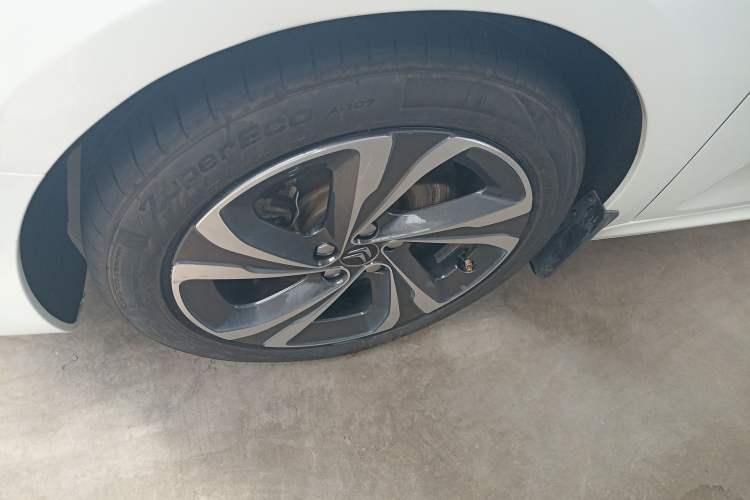 Used Citroen C6 2017 380THP Prestige Model Exterior 7