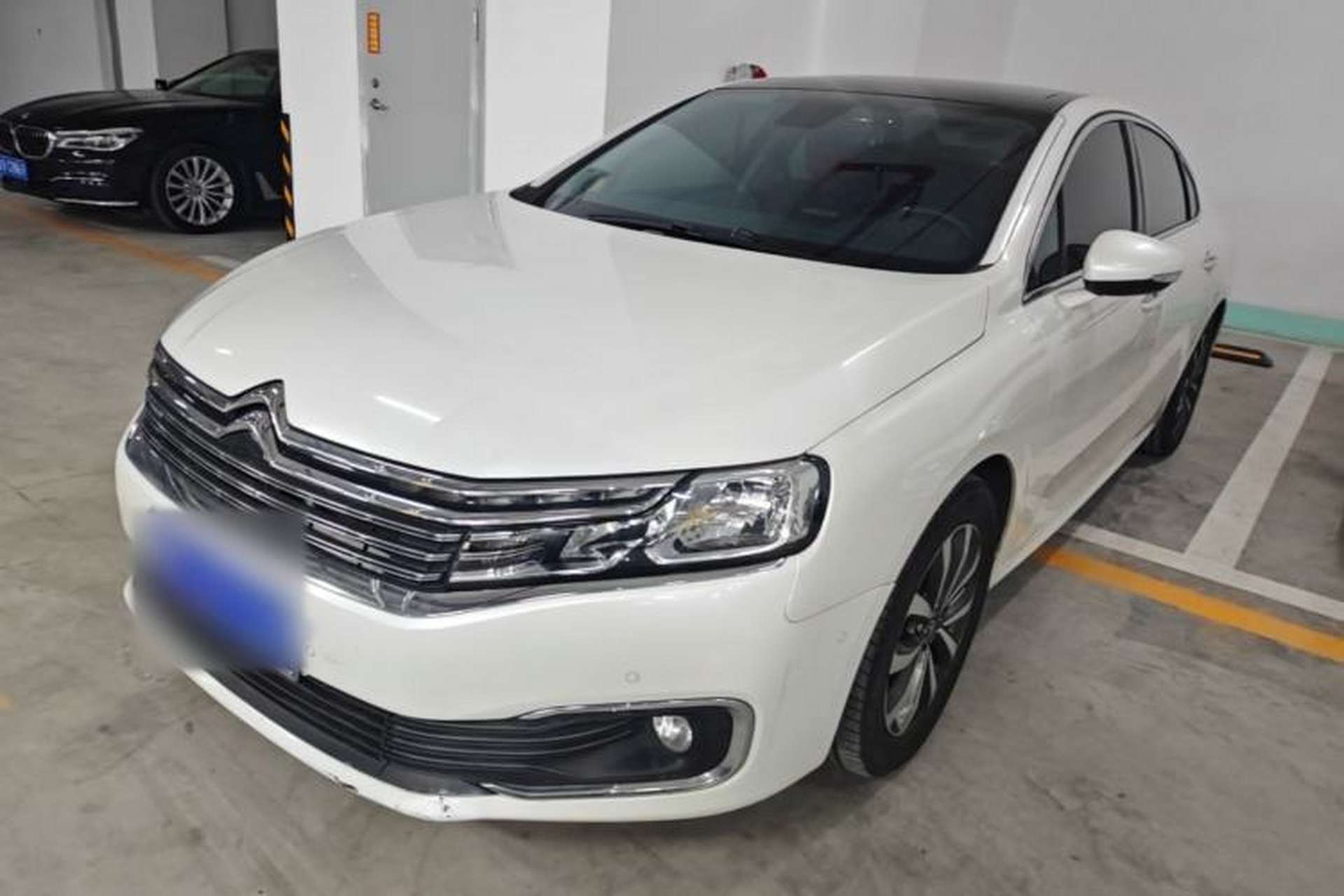 Used Citroen C6 2017 380THP Luxury Version Front Left 45 Deg