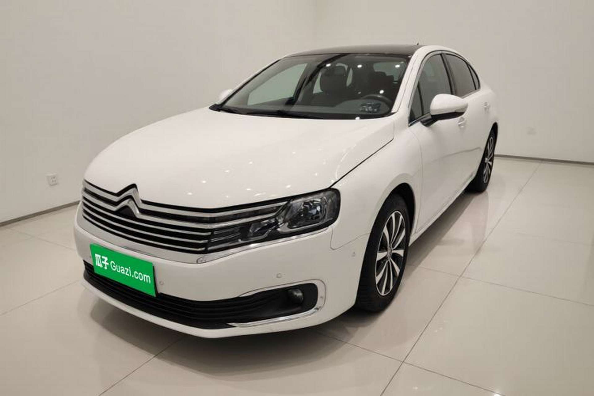 Used Citroen C6 2017 380THP Luxury Version Front Left 45 Deg