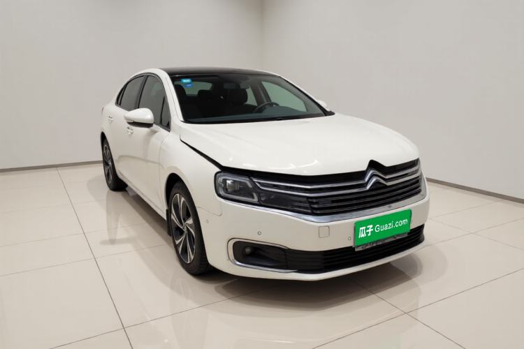 Used Citroen C6 2017 Revised Version 380THP Luxury Edition Front Right 45 Deg
