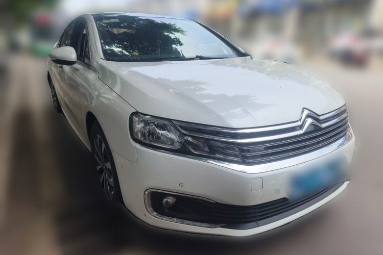 Used Citroen C6 2017 350THP Luxury Model Front Right 45 Deg