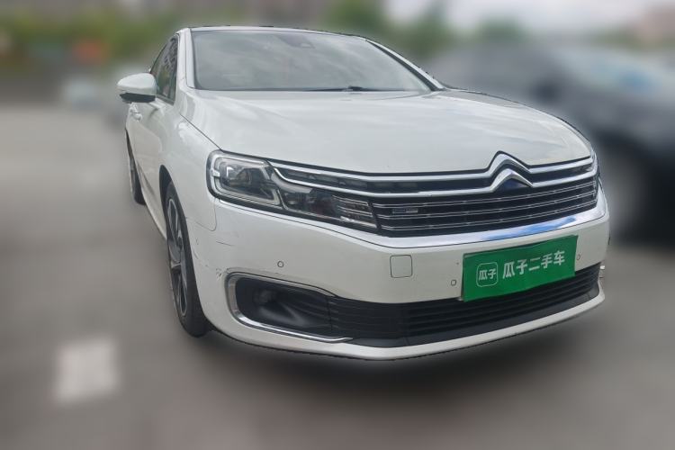 Used Citroen C6 2017 380THP Prestige Model Front Right 45 Deg