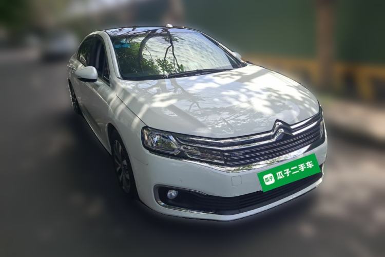 Used Citroen C6 2017 350THP Luxury Model Front Right 45 Deg