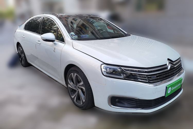 Used Citroen C6 2017 Revised Version 380THP Luxury Edition Front Right 45 Deg