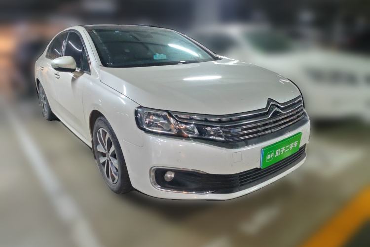 Used Citroen C6 2017 350THP Luxury Model Front Right 45 Deg