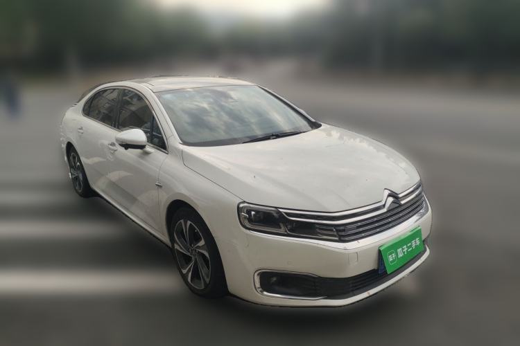 Used Citroen C6 2017 Revised Version 380THP Luxury Edition Front Right 45 Deg