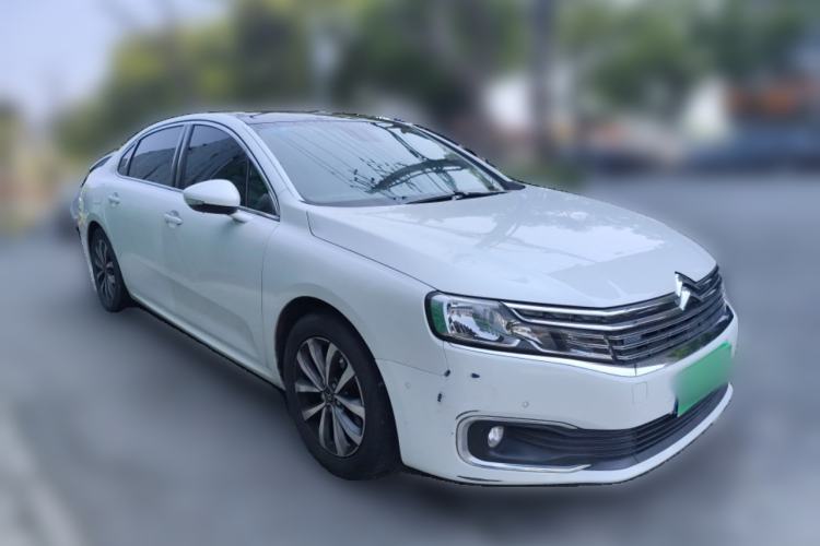 Used Citroen C6 2017 350THP Luxury Model Front Right 45 Deg
