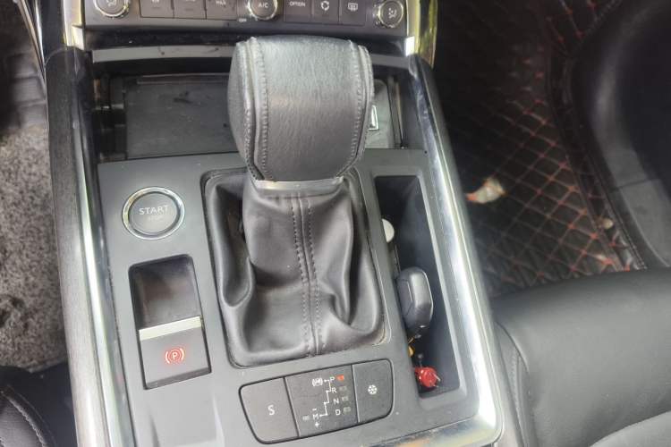 Used Citroen C6 2017 350THP Luxury Model Gear Lever