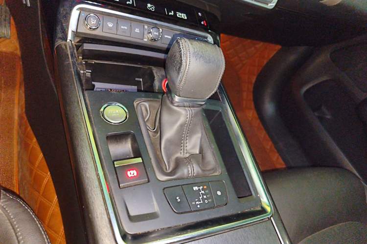 Used Citroen C6 2017 380THP Prestige Model Gear Lever