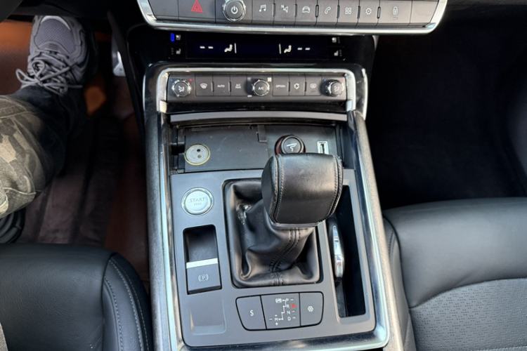 Used Citroen C6 2017 380THP Prestige Model Gear Lever
