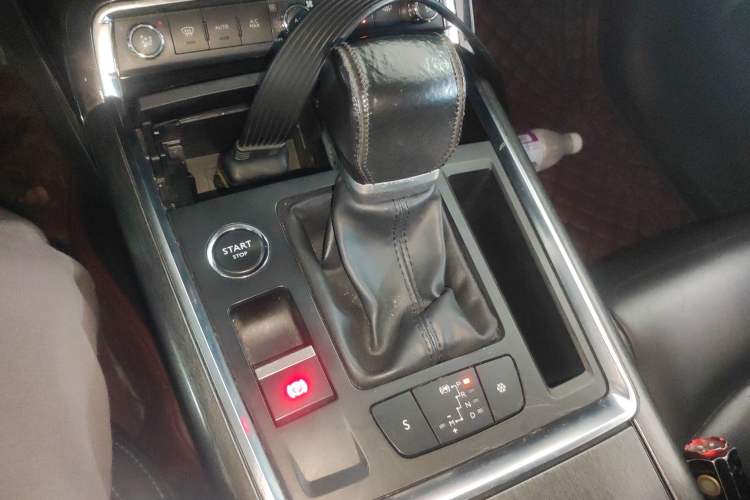 Used Citroen C6 2017 350THP Luxury Model Gear Lever
