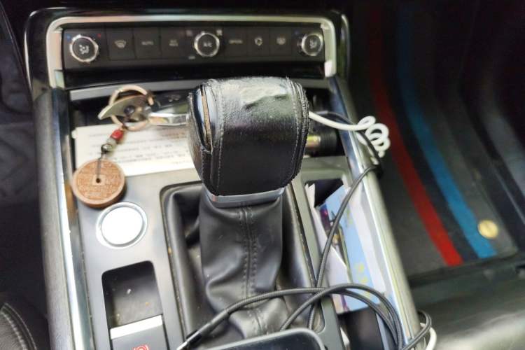 Used Citroen C6 2017 Revised Version 380THP Luxury Edition Gear Lever