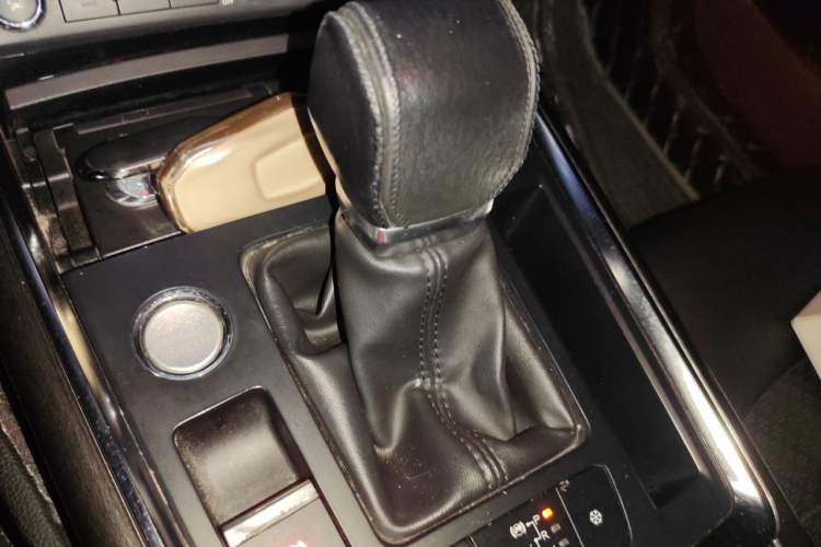 Used Citroen C6 2017 380THP Flagship Edition Gear Lever