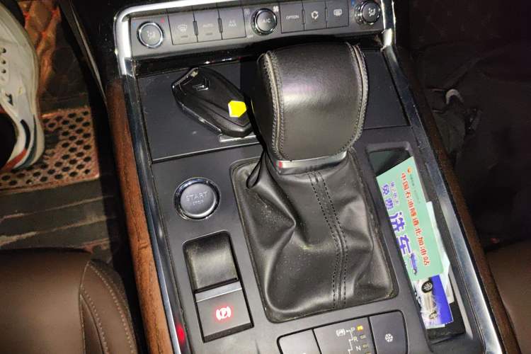Used Citroen C6 2017 380THP Flagship Edition Gear Lever