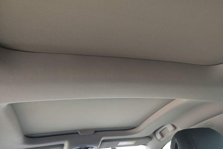 Used Citroen C6 2017 380THP Prestige Model Headliner