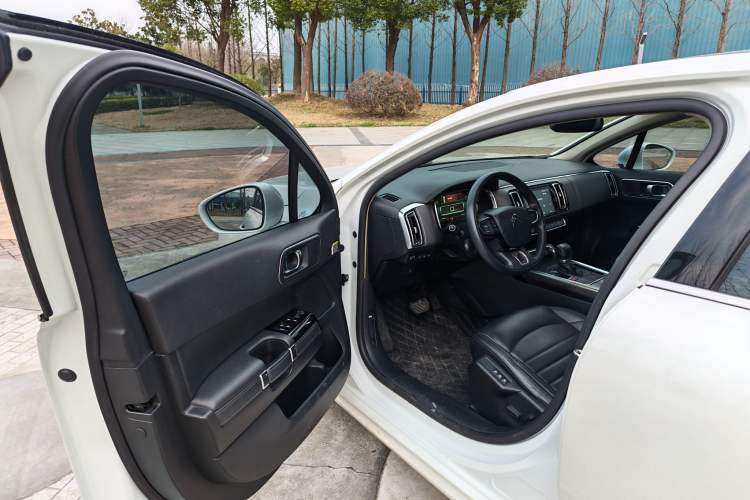 Used Citroen C6 2017 380THP Luxury Version Interior 12