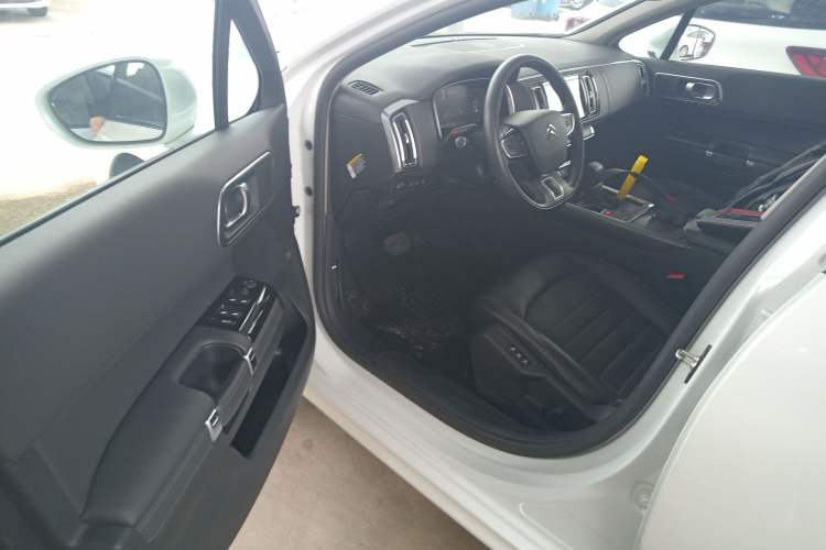 Used Citroen C6 2017 380THP Prestige Model Interior 3
