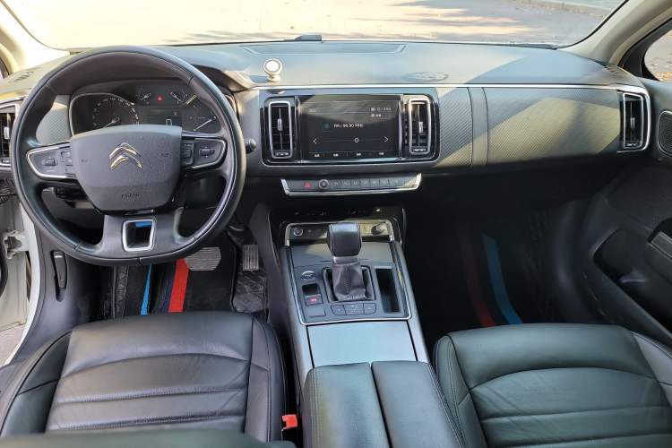 Used Citroen C6 2017 350THP Luxury Model Interior 3