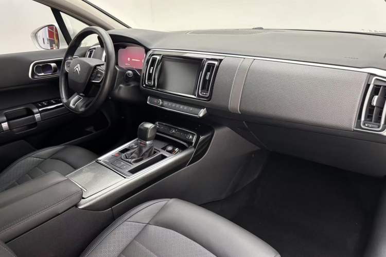 Used Citroen C6 2017 380THP Prestige Model Interior 4