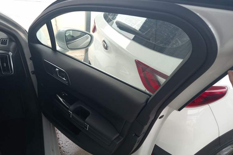 Used Citroen C6 2017 380THP Prestige Model Interior 5