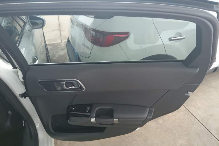 Used Citroen C6 2017 380THP Prestige Model Interior 6