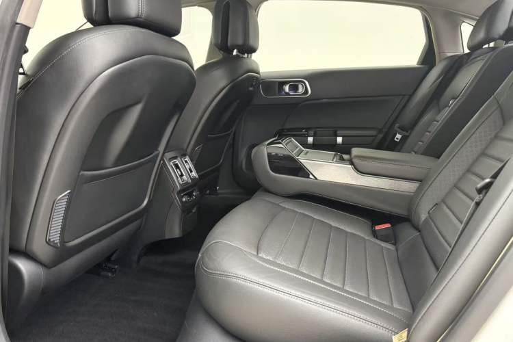 Used Citroen C6 2017 380THP Prestige Model Interior 6