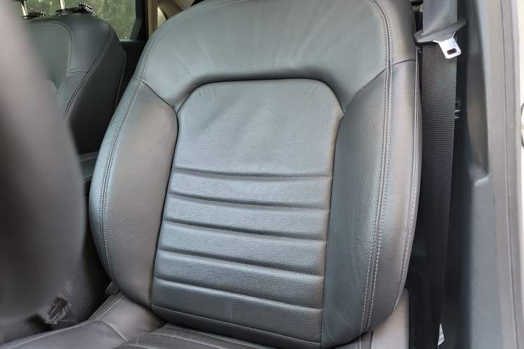 Used Citroen C6 2017 350THP Luxury Model Interior 7