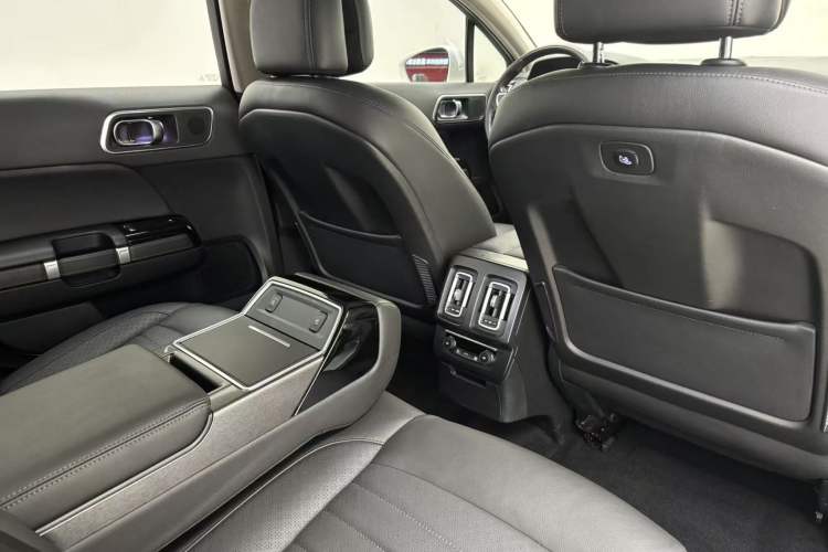 Used Citroen C6 2017 380THP Prestige Model Interior 7