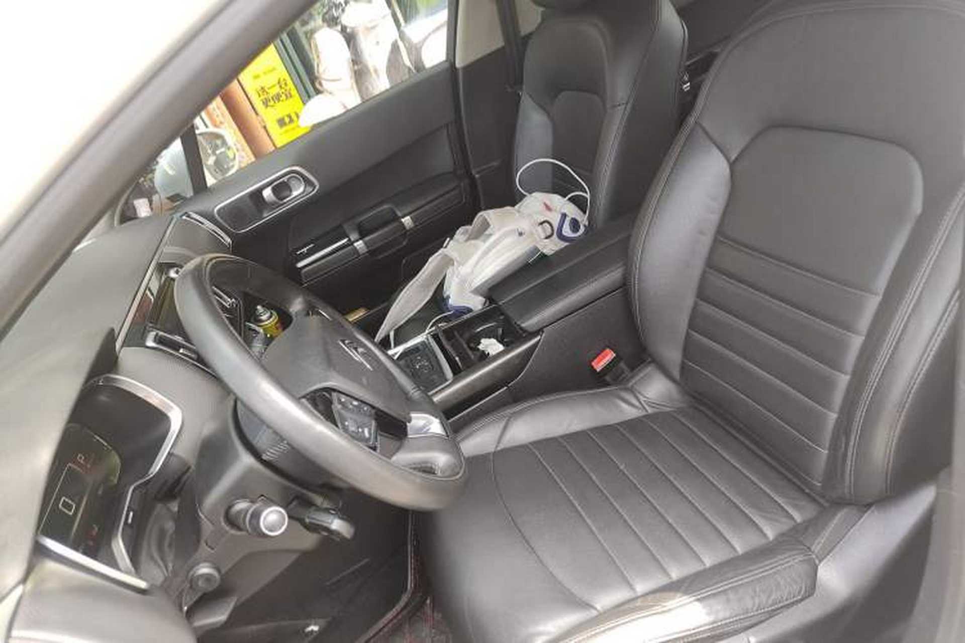 Used Citroen C6 2017 380THP Luxury Version Left Front Seat