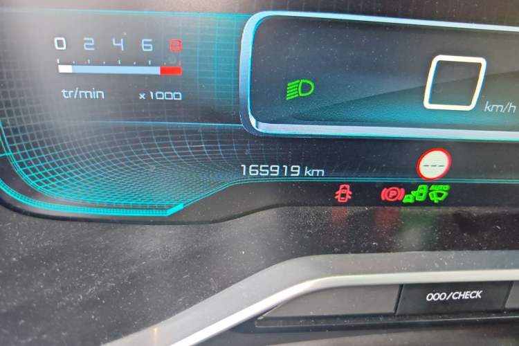 Used Citroen C6 2017 380THP Prestige Model Odometer Close Up