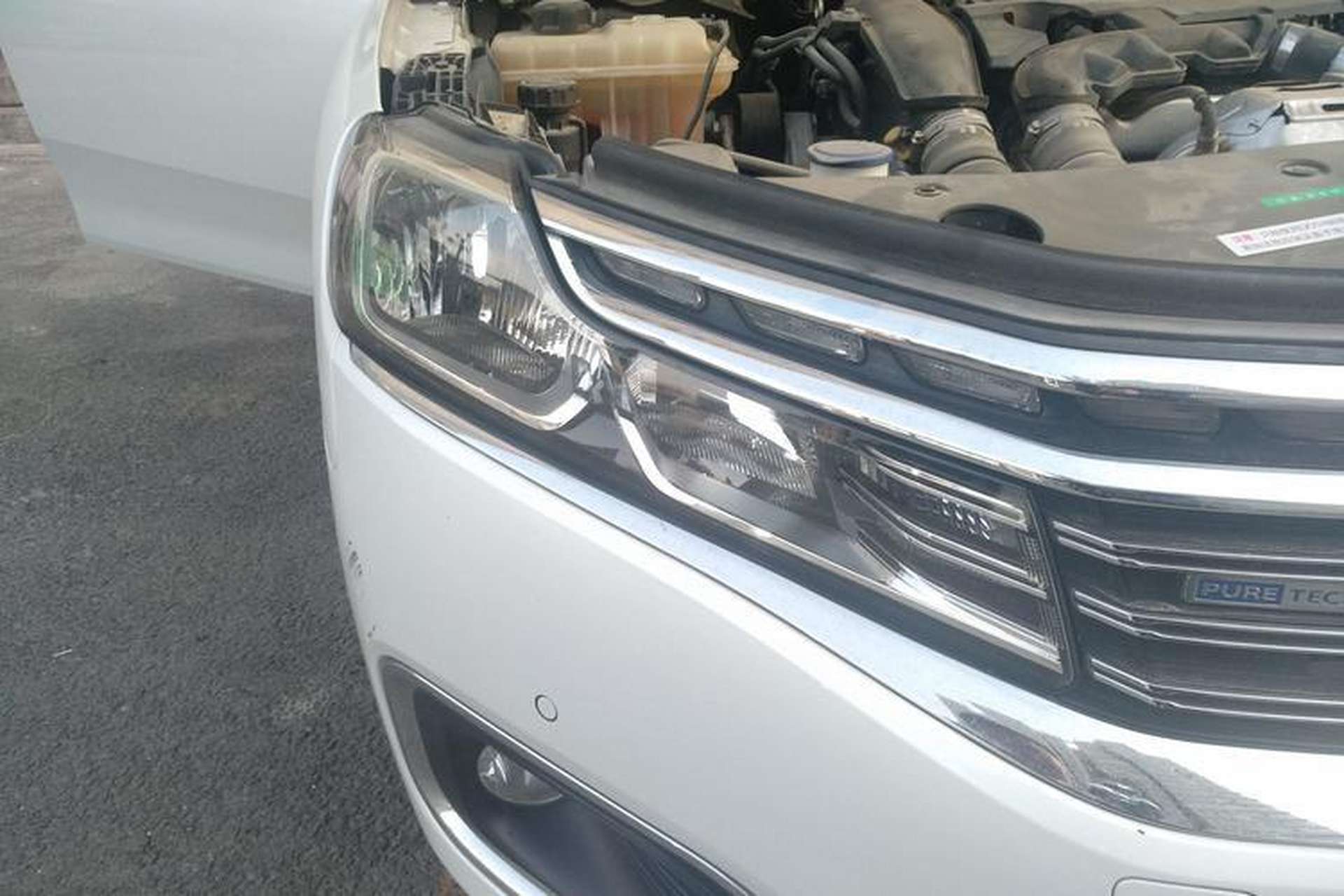 Used Citroen C6 2017 Revised 350THP Luxury Version Right Front Headlight