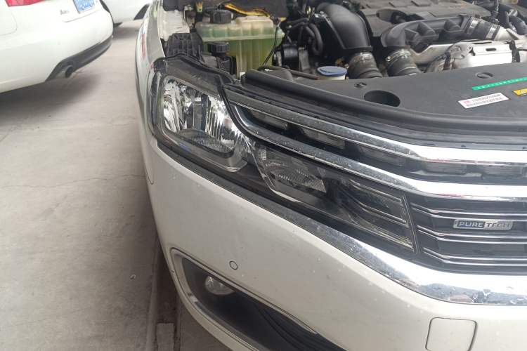 Used Citroen C6 2017 350THP Luxury Model Right Front Headlight