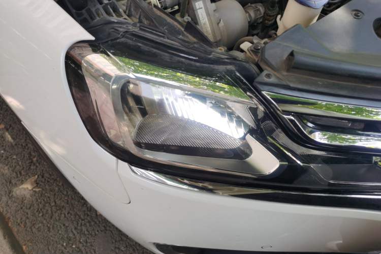 Used Citroen C6 2017 Revised Version 380THP Luxury Edition Right Front Headlight