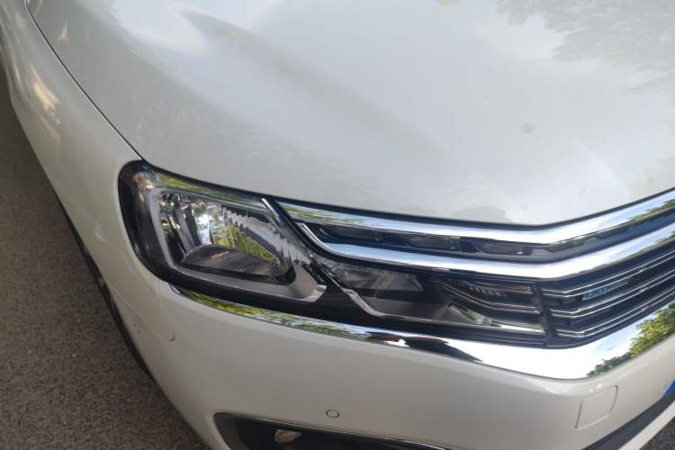 Used Citroen C6 2017 380THP Luxury Version Right Front Headlight
